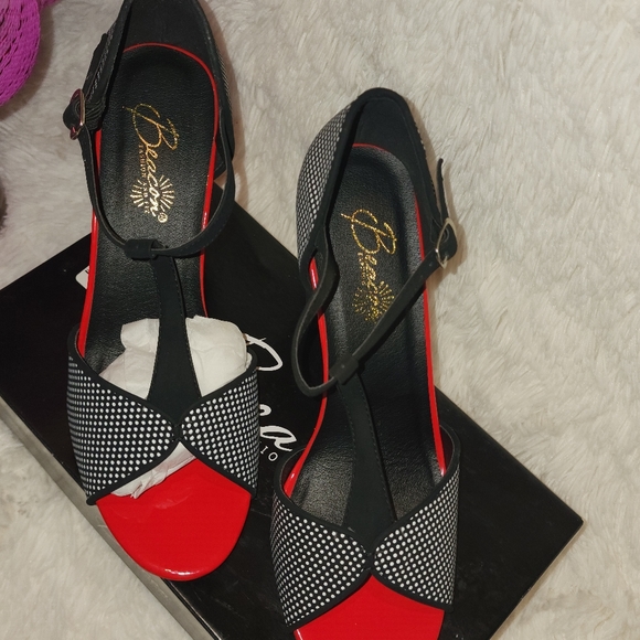 **Woman Red , Black, and White High Heels** - Picture 9 of 10